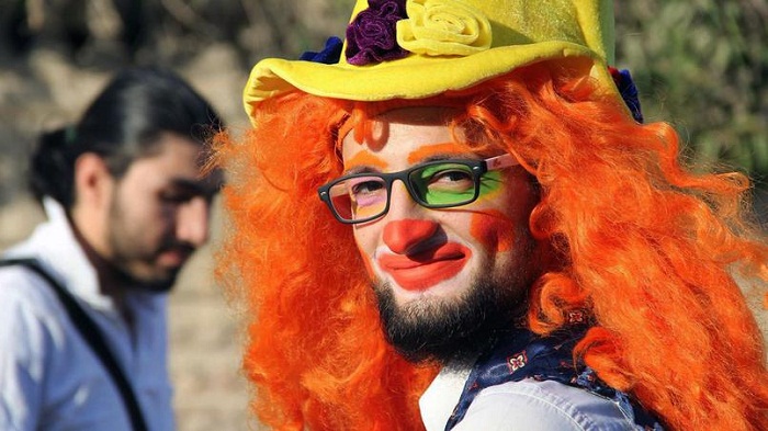 Le clown d`Alep mort sous les bombes - VIDEO