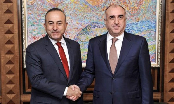 Mamadyarov  se entrevista con Çavuşoğlu