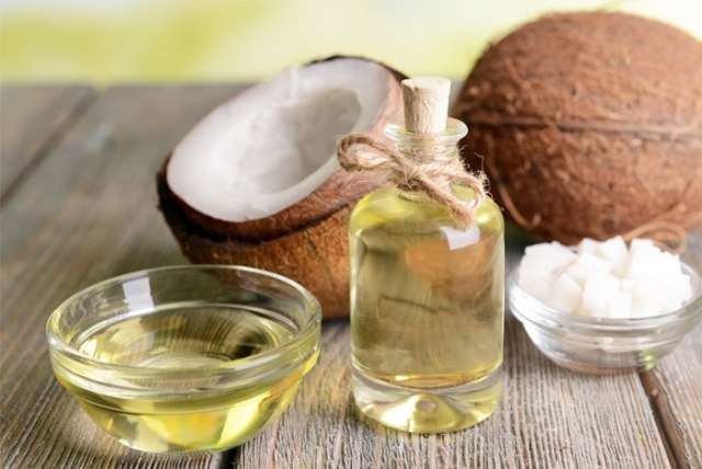 Coconut oil helps reduce heart disease and stroke chances