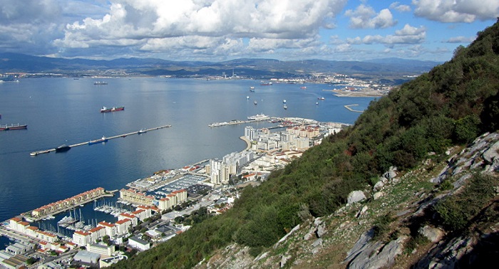 Coletazos del Brexit: España promete plantar pronto su bandera en Gibraltar  