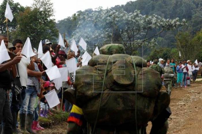 Colombia espera que el Gobierno y las FARC acuerden una nueva fecha de entrega de armas