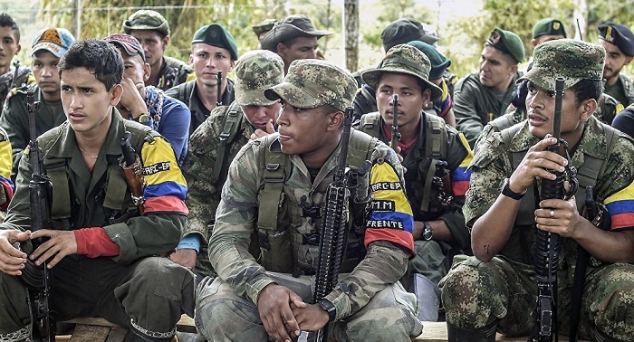 Colombia reforzará patrullajes en frontera con Venezuela tras cierre de ésta por 72 horas 