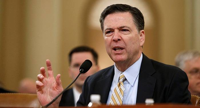 Jefe del Comité de Inteligencia del Senado de EEUU, preocupado por la destitución de Comey