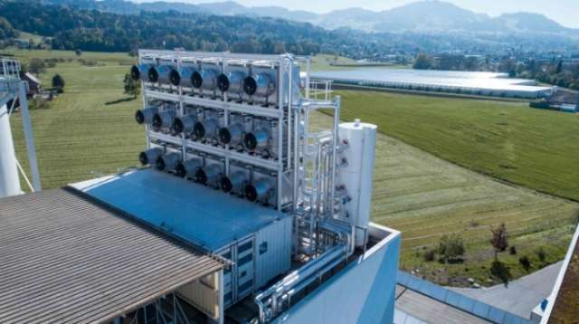 World’s first commercial CO2 capture plant goes live