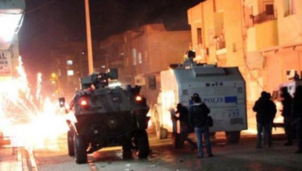 PKK roadside bombing kills 2 Turkish policemen in Southeastern Van province