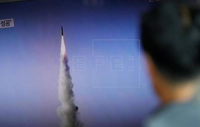 Corea del Norte confirma el éxito del lanzamiento de su último misil