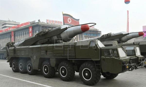 Corea del Norte se dispone a probar dos misiles de largo alcance, según Seúl