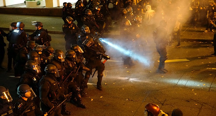 La police de Portland impose un couvre-feu suite aux protestations