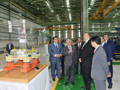 Azerbaijani President attends opening of shipyard in Baku 