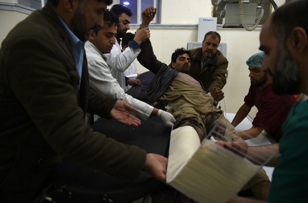 Afghanistan: 7 morts et 327 blessés dans l`attentat à Kaboul