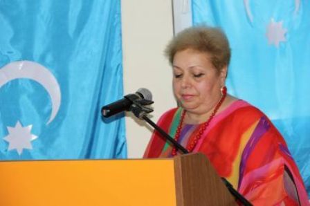 `Elman Fəttah məni hədələdi`