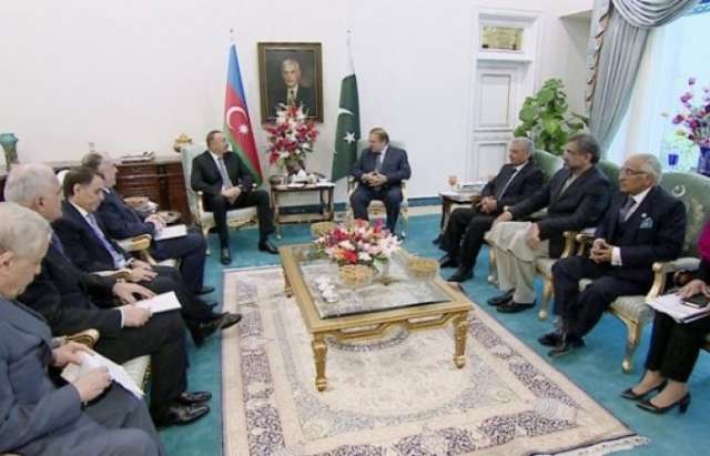 Azerbaijani president meets with Pakistan’s prime minister - VIDEO