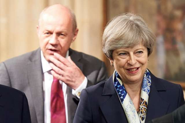 Damian Green denies office pornography claims
