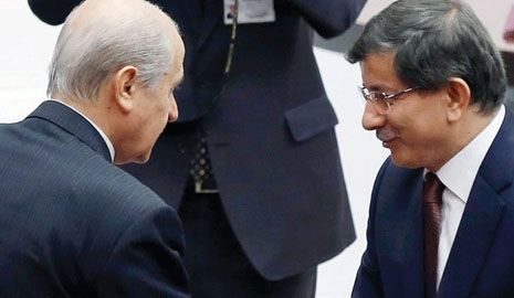 Turkey PM Davutoglu abandons MHP coalition bid