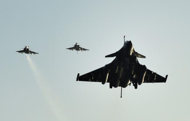 Irak: des avions français ont bombardé l`EI près de Mossoul