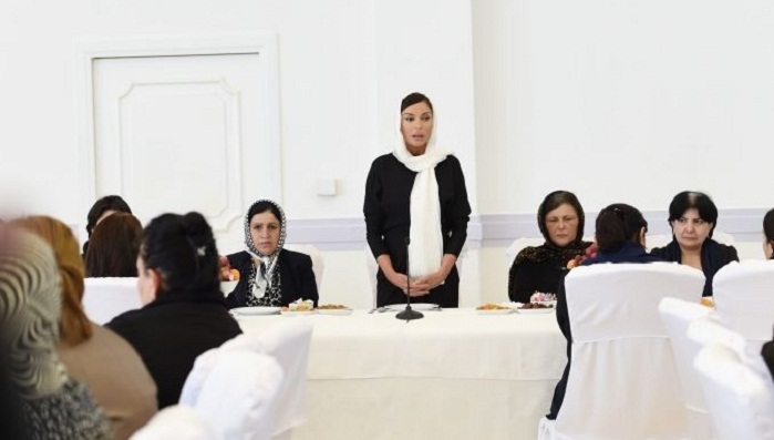 First lady hosts dinner to commemorate Azerbaijani martyrs - PHOTOS