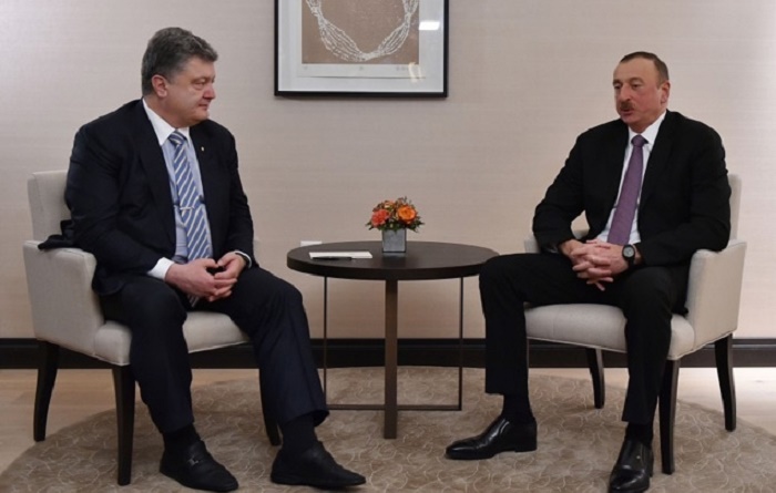 Azerbaijani and Ukrainian Presidents meet in Davos