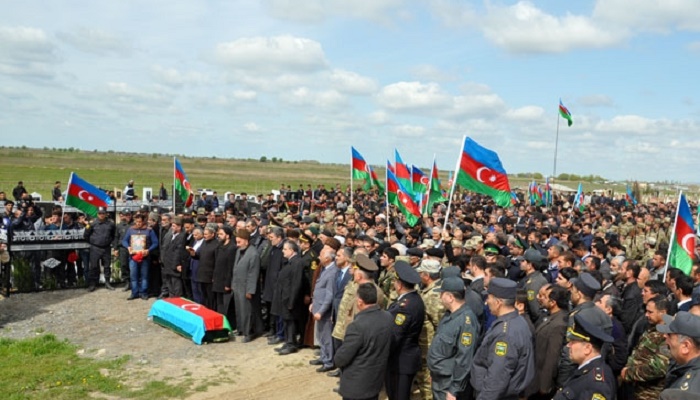 Azerbaijani soldiers martyred in clashes with Armenian troops laid to rest