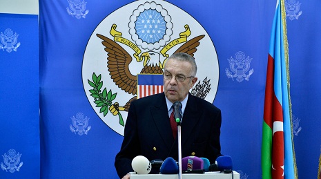 No political context regarding reduced US investments in Azerbaijan 
