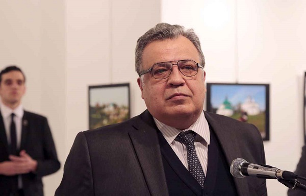 Assassinat de l`ambassadeur russe: l`Otan et l`UE dénoncent un crime `odieux`