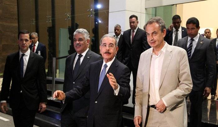 Delegaciones de Gobierno y oposición de Venezuela llevan más de 8 horas de discusión