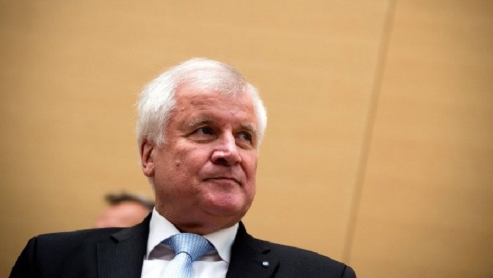 Wen schickt Seehofer nach Berlin?