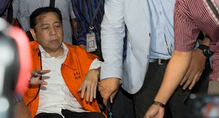 Trasladan a prisión al líder parlamentario de Indonesia sospechoso de desfalco