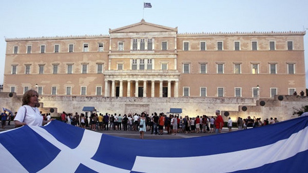 Grèce: l`Eurogroupe exclut de poursuivre le plan d`aide sans le FMI