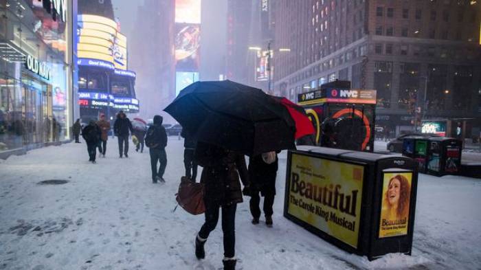 Les villes de New York et Boston paralysées par une tempête de neige