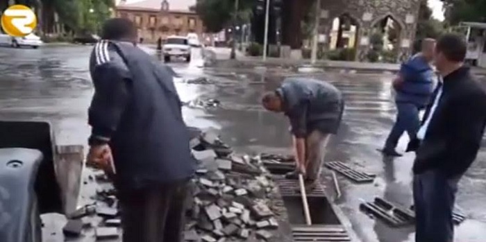 Şəkidə leysan fəsadlara yol açdı – Video