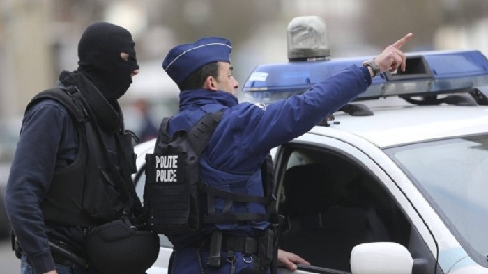 Polizei schießt Bewaffneten in Gent nieder