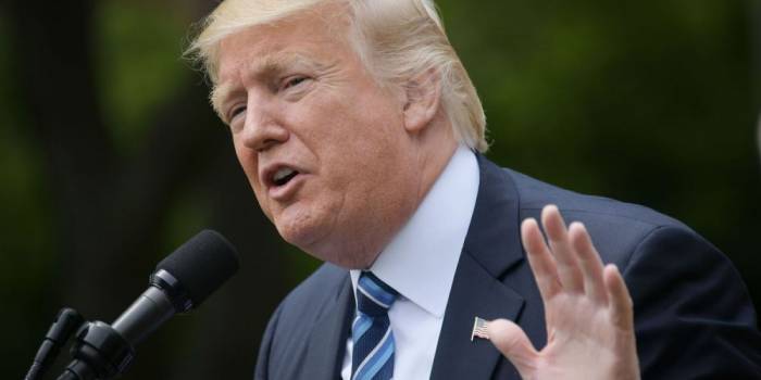 Accord de Paris: pas d'annonce de Trump avant son retour du G7
