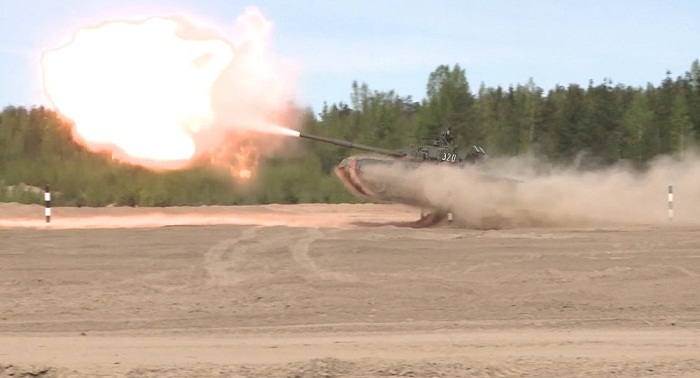 Ukraine: Donezker Milizen starten Großmanöver mit Panzern und Artillerie -VIDEO  