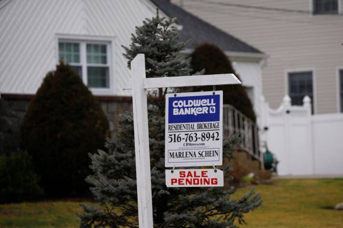 Markt für bestehende Häuser in USA zieht überraschend an