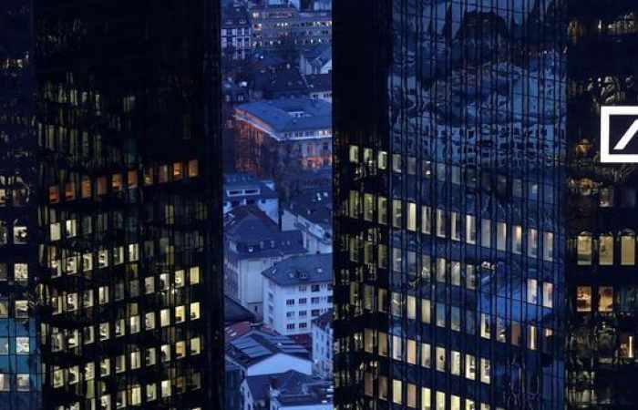 Deutsche-Bank-Aktionäre ziehen bei 8-Mrd-Kapitalerhöhung mit