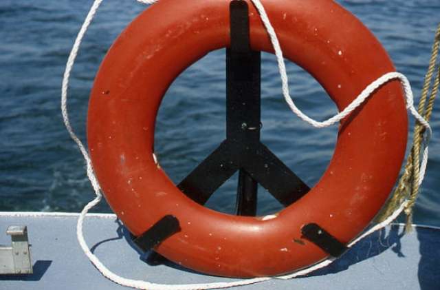 What not to do if you see someone drowning