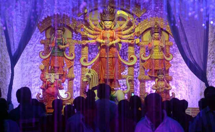 This puja sends doctors to check patients at home