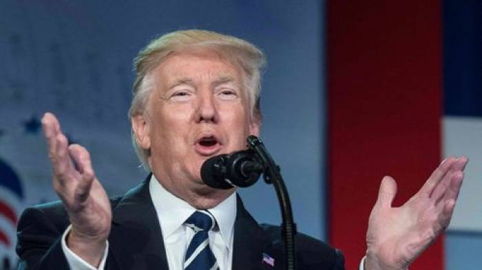 Trump prêt à témoigner sous serment, accuse Comey d'avoir menti