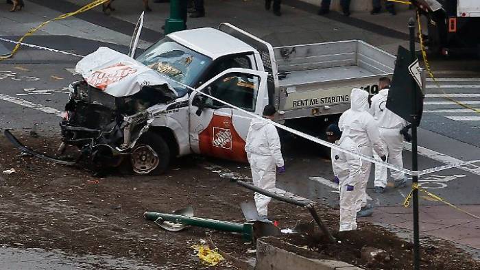 Acht Tote bei Anschlag mit Pick-up in New York
