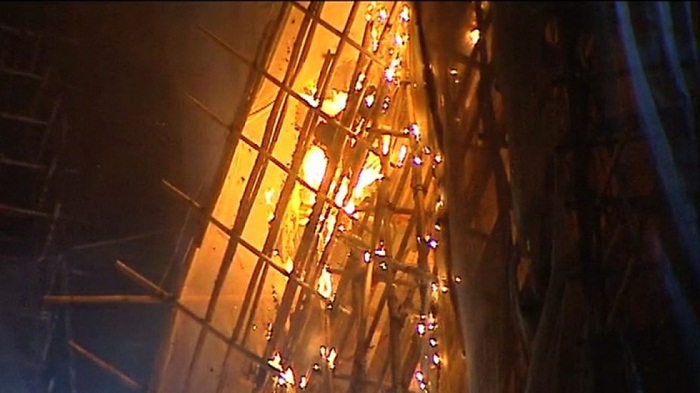 Some 500 People Evacuated as Fire Engulfs 35-Storey Building in Hong Kong