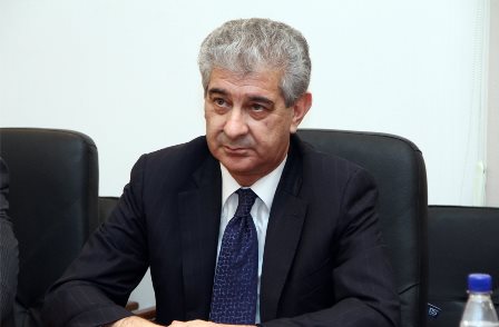 `Bu, düzgün siyasət deyil` -Əli Əhmədovdan Avropaya mesaj