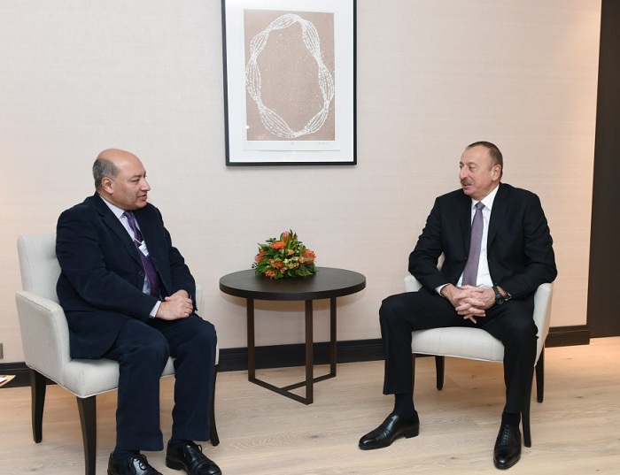 Ilham Aliyev trifft sich mit EBRD-Präsident