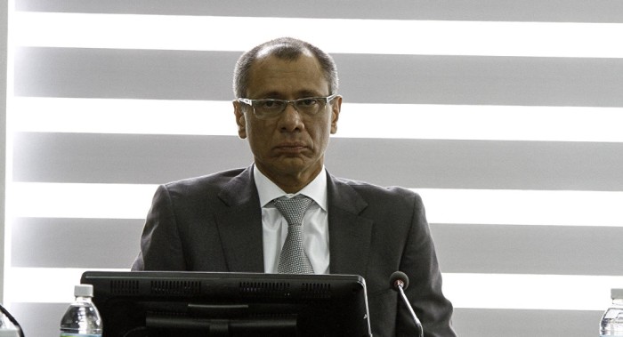 Vicepresidente de Ecuador se defiende de acusaciones del exministro en caso de corrupción 