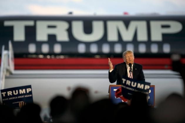 Etats-Unis: la police enquête sur une possible incitation de Trump à la violence