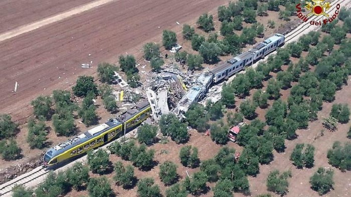 Zehn Tote bei Zugunglück in Italien