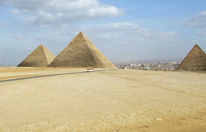 Arqueólogos descubren en Egipto una misteriosa pirámide de 3.700 años de antigüedad