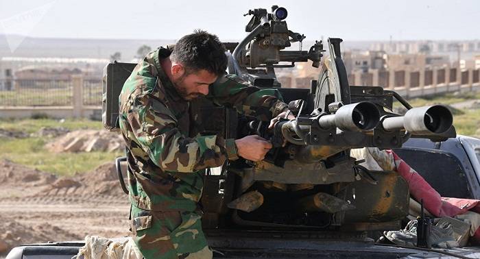 El Ejército sirio presiona a los terroristas en Deir Ezzor (vídeo)