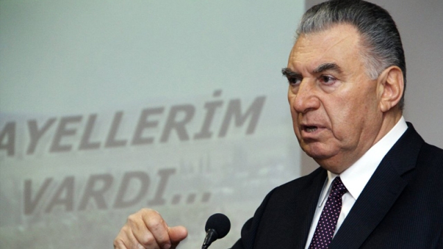 Əli Həsənov səfirlə görüşüb
