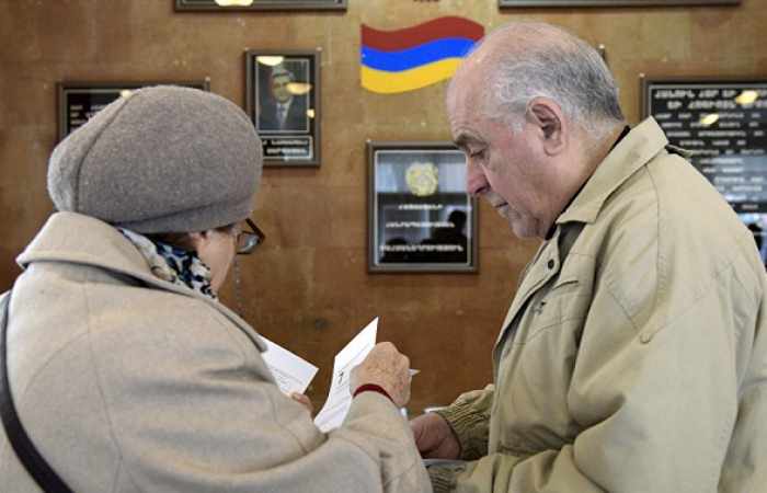 El bloque opositor Elk entra en el Parlamento armenio