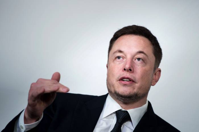 Musk va quitter la présidence du CA de Tesla